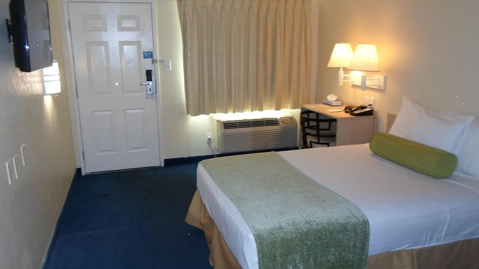 Motel 6 Las Vegas, Nv - Strip Hotel