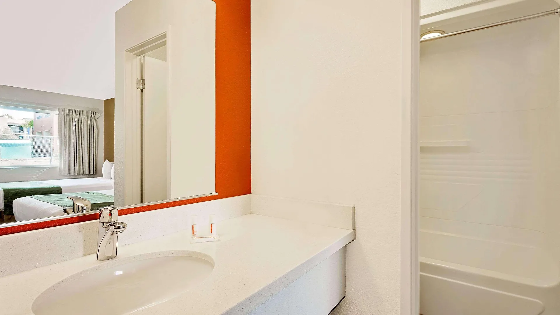 Motel 6 Las Vegas, Nv - Strip Hotel