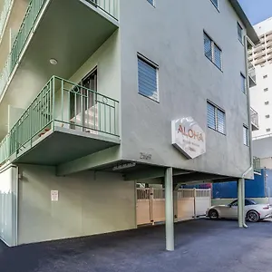 https://aloha-suites-waikiki.hotelsinhawaii.org