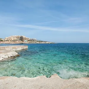 Shoreline Malta